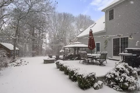 8 Jillian Dr, Bourne, MA 02532 photo 37