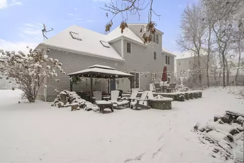 8 Jillian Dr, Bourne, MA 02532 photo 39