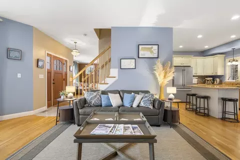 8 Jillian Dr, Bourne, MA 02532 photo 6