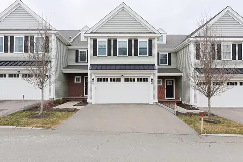 8 Riverstone Way #8, Franklin, MA 02038