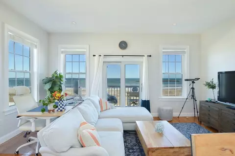 148 Winthrop Shore Dr #5, Winthrop, MA 02152
