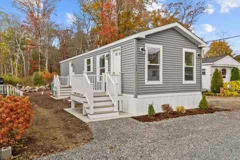 1540 Broadway #35, Raynham, MA 02767