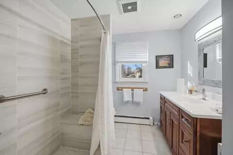 Bath - 15 Hyde Ave, Chicopee, MA 01020 photo 1 of 1