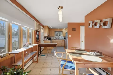 Dining - 15 Hyde Ave, Chicopee, MA 01020 photo 1 of 3