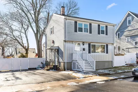 25 Glenwood Ave, Medford, MA 02155