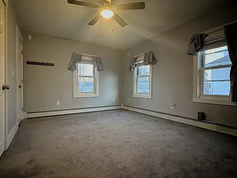 98 Maplewood Ave, Gloucester, MA 01930 photo 9