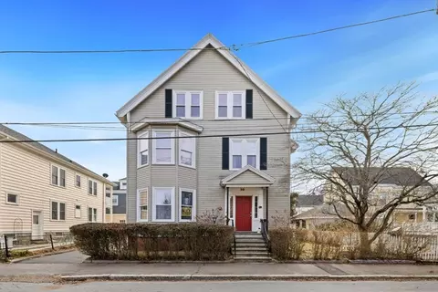 29 Ocean Ave #4, Salem, MA 01970