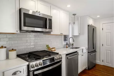 12 Sassamon St, Canton, MA 02021 photo 5