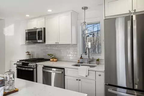 12 Sassamon St, Canton, MA 02021 photo 6