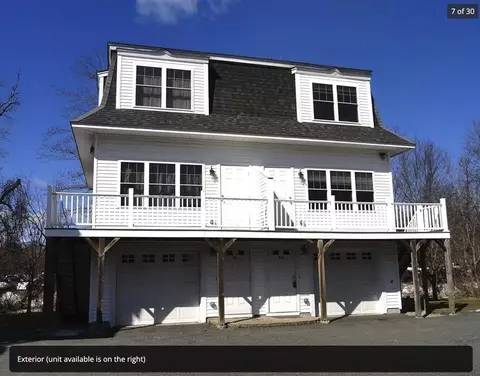 19 Railroad St #D2, Acton, MA 01720