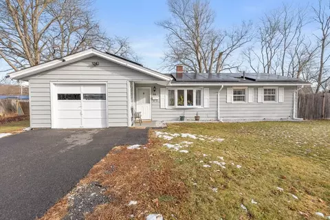 44 Hobson St, Brockton, MA 02302