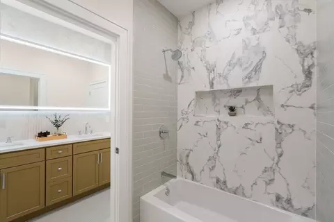 Bath - 74 Gary Rd, Needham, MA 02494 photo 5 of 10