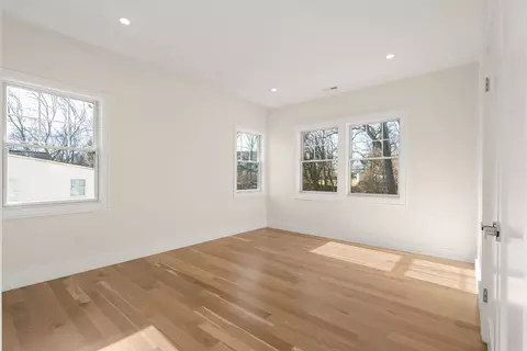 Bedroom - 74 Gary Rd, Needham, MA 02494 photo 6 of 8