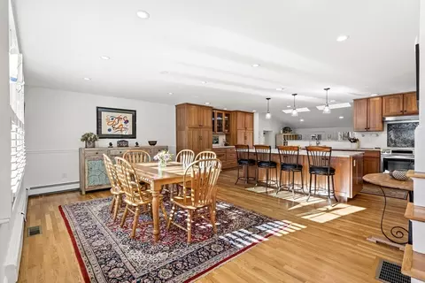 6 Tall Tree Dr, Beverly, MA 01915 photo 2