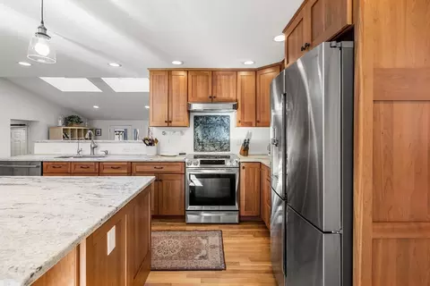 6 Tall Tree Dr, Beverly, MA 01915 photo 7