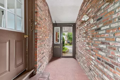 Entry Way - 18 Winter St, Dedham, MA 02026 photo 2 of 2