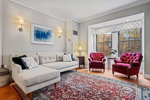 1 Rollins St #C-303, Boston, MA 02118