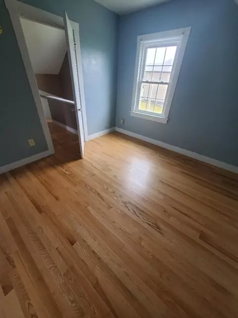 250 Laurel St, Fall River, MA 02724 photo 13