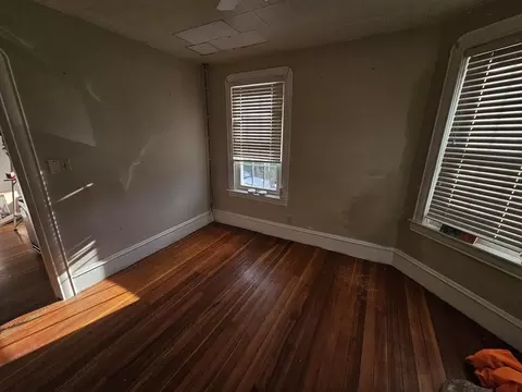 250 Laurel St, Fall River, MA 02724 photo 6