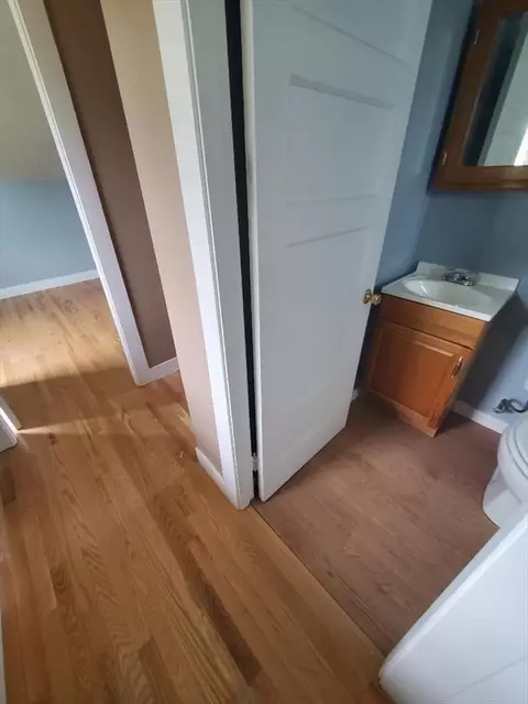 250 Laurel St, Fall River, MA 02724 photo 32