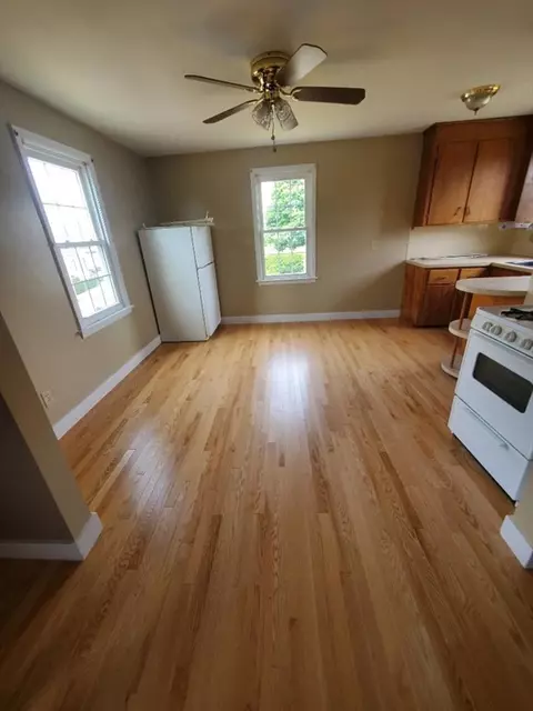 250 Laurel St, Fall River, MA 02724 photo 18