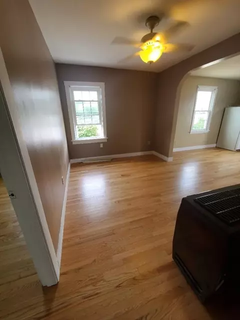 250 Laurel St, Fall River, MA 02724 photo 20