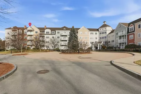 6 Woodman Way #403, Newburyport, MA 01950