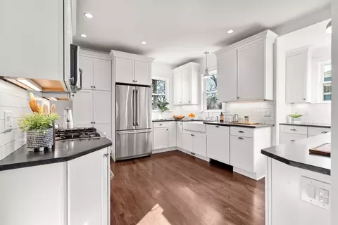49 Tennyson St #1, Somerville, MA 02145
