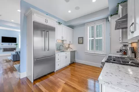 480 E Fourth St #3, Boston, MA 02127 photo 10