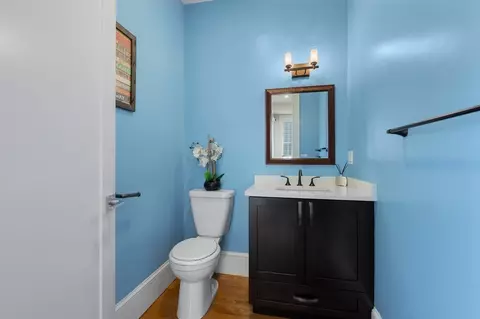 480 E Fourth St #3, Boston, MA 02127 photo 11