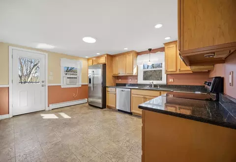 55 Maynard Rd, Dedham, MA 02026 photo 8