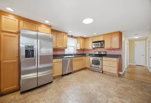 55 Maynard Rd, Dedham, MA 02026 photo 7