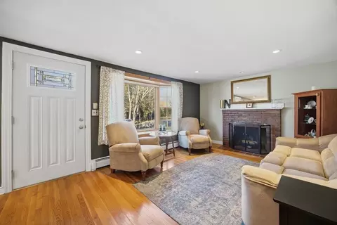 55 Maynard Rd, Dedham, MA 02026 photo 3