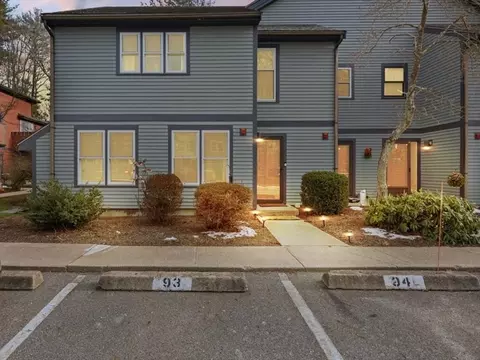 110 Dean St #93, Taunton, MA 02780