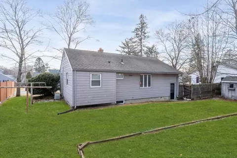 6 Bartlett Rd, Danvers, MA 01923 photo 4