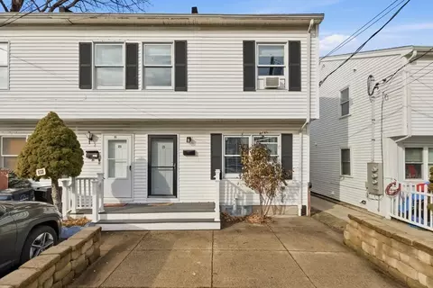 19 Delford, Boston, MA 02131