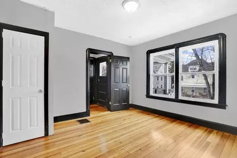 48-50 Dresden St, Springfield, MA 01109 photo 14