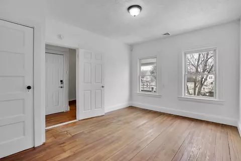 48-50 Dresden St, Springfield, MA 01109 photo 27