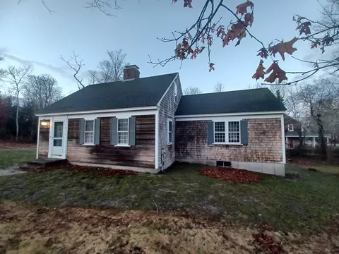 6 Fortune Rd, Yarmouth, MA 02675