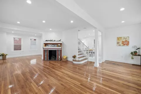 11 Herman St, Springfield, MA 01108 photo 3