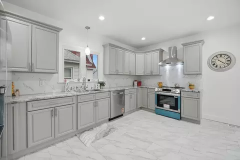 11 Herman St, Springfield, MA 01108 photo 13