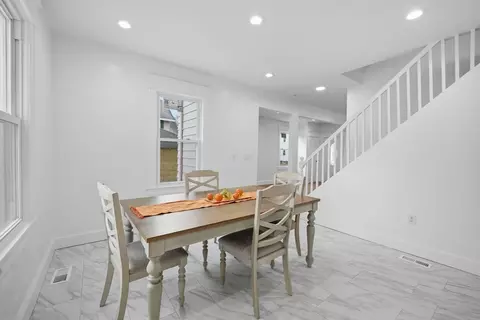 11 Herman St, Springfield, MA 01108 photo 18