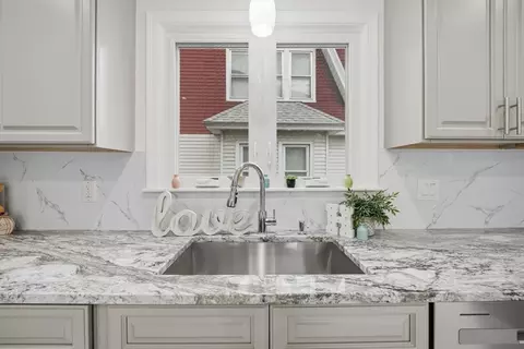 11 Herman St, Springfield, MA 01108 photo 15