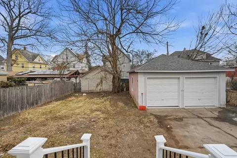 11 Herman St, Springfield, MA 01108 photo 31