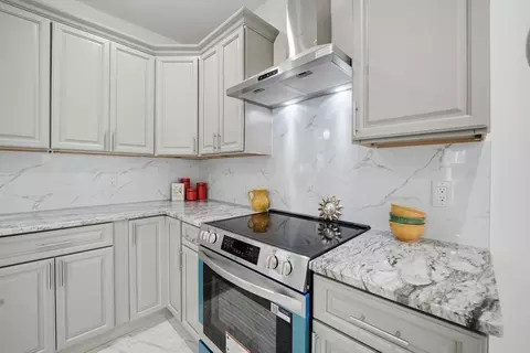 11 Herman St, Springfield, MA 01108 photo 16