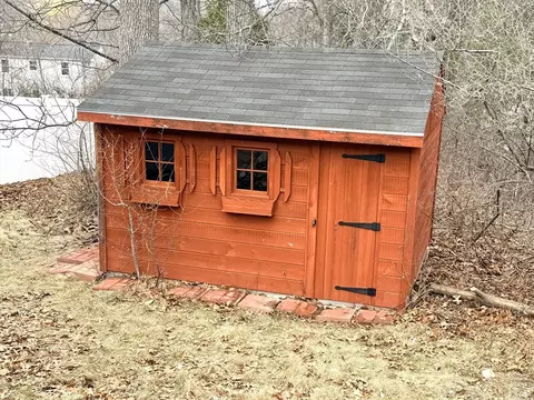 11 Timrod Dr, Worcester, MA 01603 photo 3