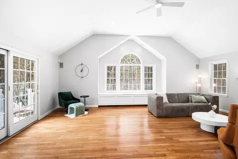 13 Jonathans Way, Upton, MA 01568 photo 5