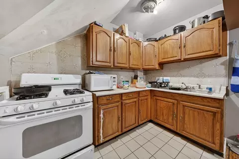 71 Smith St, Fall River, MA 02721 photo 29
