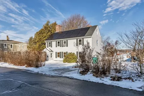 16 Thomas St, Fitchburg, MA 01420