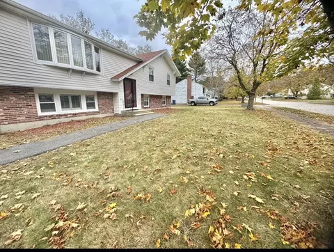 27 Sandy Ridge Cir, Sharon, MA 02067
